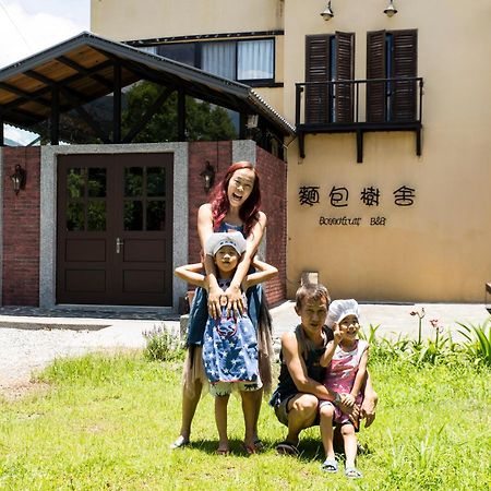 麵包樹舍 Breadfruit B&B Guangfu Dış mekan fotoğraf