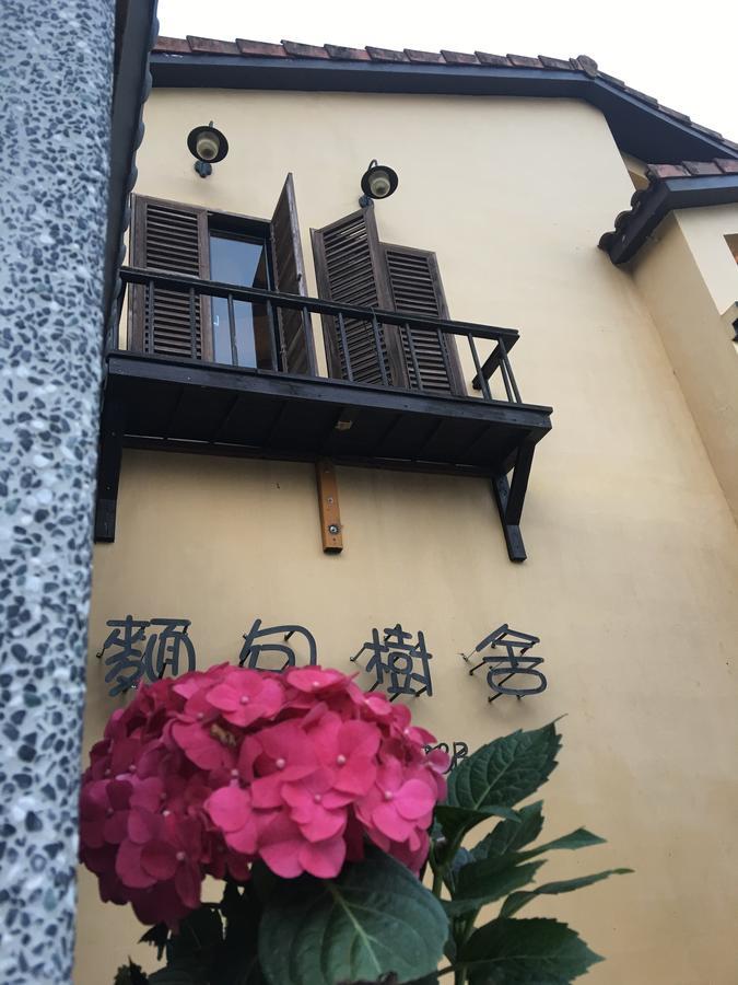 麵包樹舍 Breadfruit B&B Guangfu Dış mekan fotoğraf